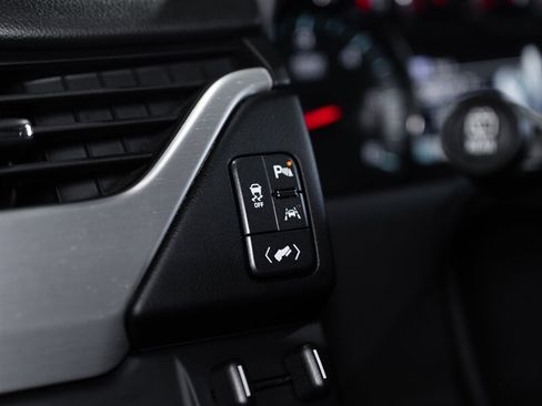 Used 2019 GMC Yukon SLT w/ HD Trailering Package AWD/4WD image 18