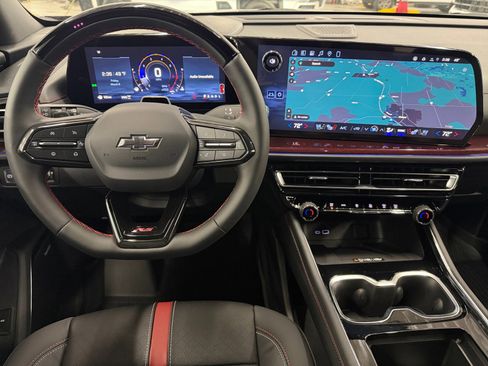 New 2026 Chevrolet Traverse RS w/ LPO, Floor Liner Package image 14