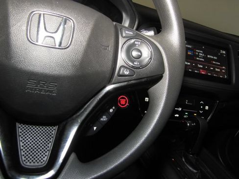 Certified 2022 Honda HR-V EX image 6