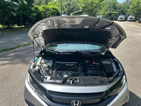 Used 2020 Honda Civic Sport image 12