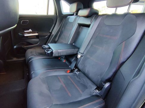 Used 2021 Mercedes-Benz GLA 35 AMG 4MATIC image 14