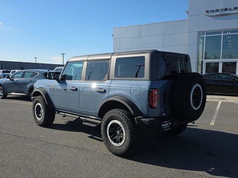 Used 2024 Ford Bronco Badlands image 10