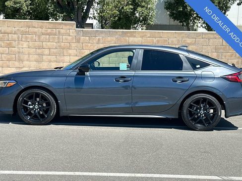 Used 2025 Honda Civic Sport image 7