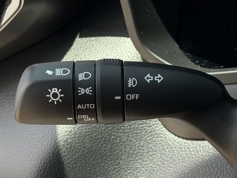 Used 2024 Toyota Tundra Limited AWD/4WD image 24
