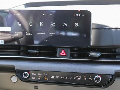 New 2026 Kia Carnival EX image 14