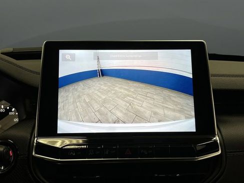 New 2026 Jeep Compass Limited image 9