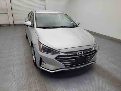 Used 2019 Hyundai Elantra SE image 14