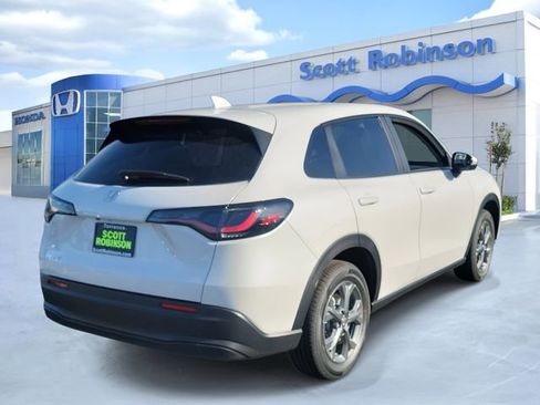 New 2026 Honda HR-V LX image 4