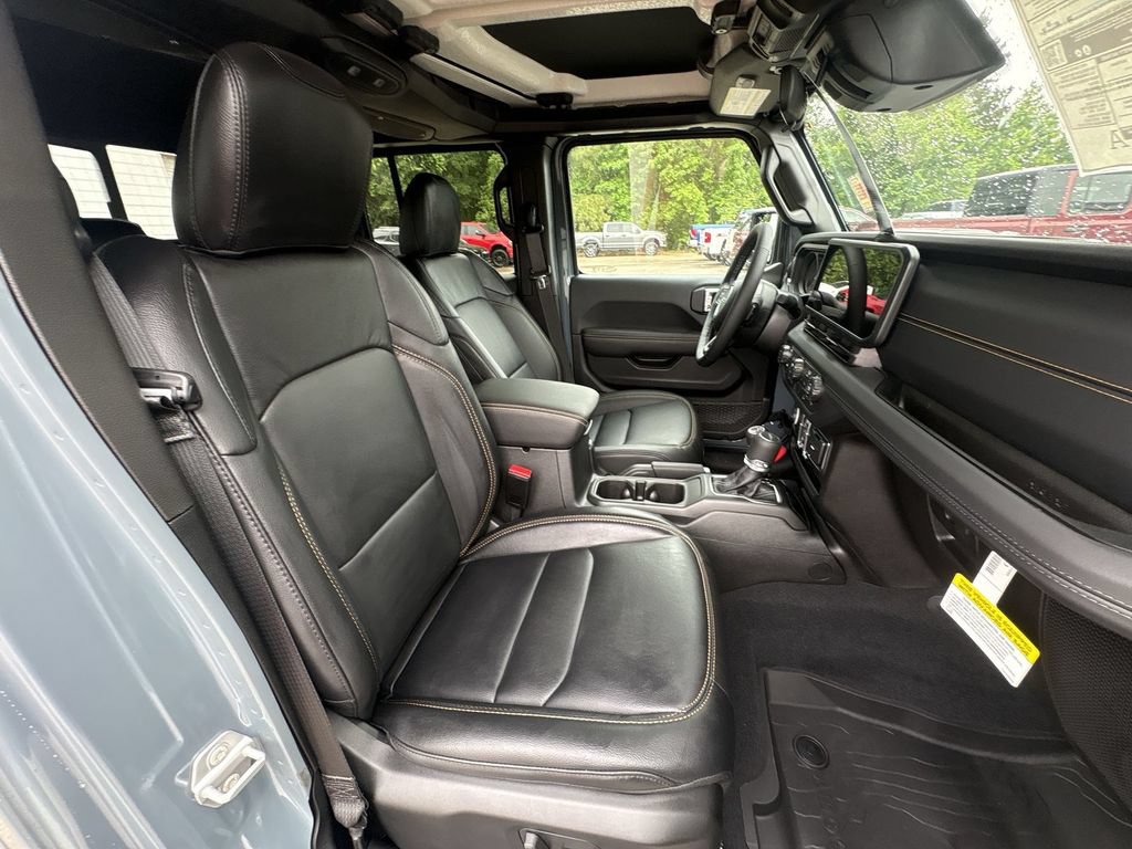 New 2026 Jeep Gladiator Sport AWD/4WD image 29