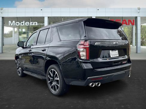 Used 2022 Chevrolet Tahoe RST w/ Sport Performance Package image 3