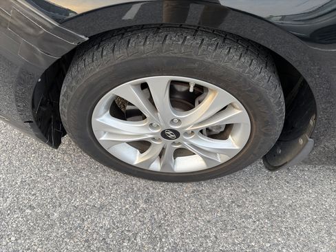 Used 2013 Hyundai Sonata Limited w/ Premium Pkg image 9