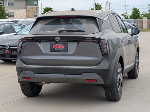 New 2026 Nissan Kicks SV FWD image 4