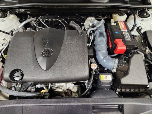 Used 2023 Toyota Camry XSE image 48