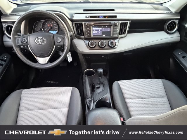 Used 2015 Toyota RAV4 LE FWD image 11