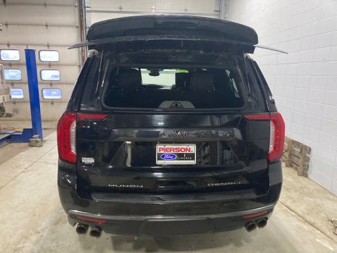 Used 2023 GMC Yukon XL Denali Ultimate image 16