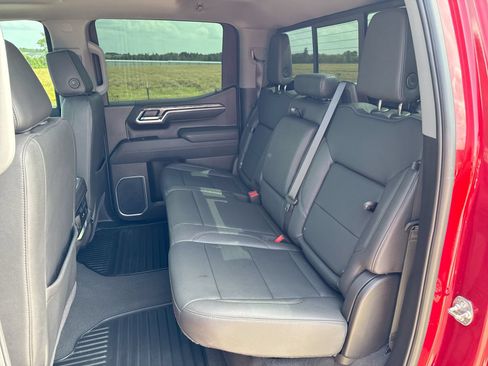 Used 2025 Chevrolet Silverado 1500 LTZ w/ LTZ Premium Package AWD/4WD image 24