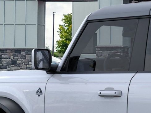 New 2025 Ford Bronco Outer Banks w/ Sasquatch Package image 23