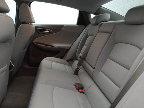 Used 2022 Chevrolet Malibu LT FWD image 18