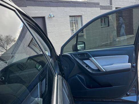 Used 2018 Subaru Forester 2.5i w/ Alloy Wheel Package image 11