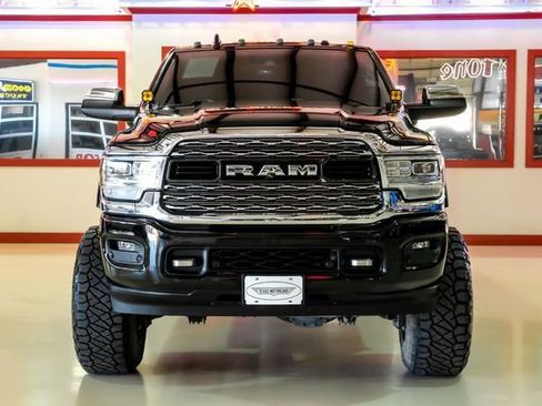 Used 2019 RAM 2500 Limited AWD/4WD image 10