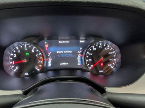 Used 2025 Jeep Compass Limited AWD/4WD image 13