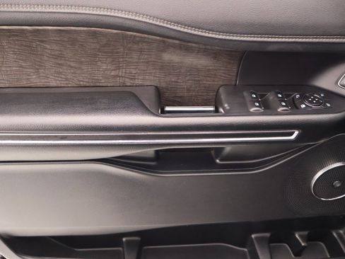 Used 2021 Ford Expedition Max Limited image 18