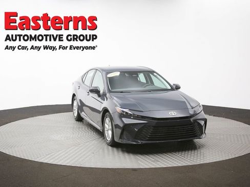 Used 2025 Toyota Camry LE FWD image 52