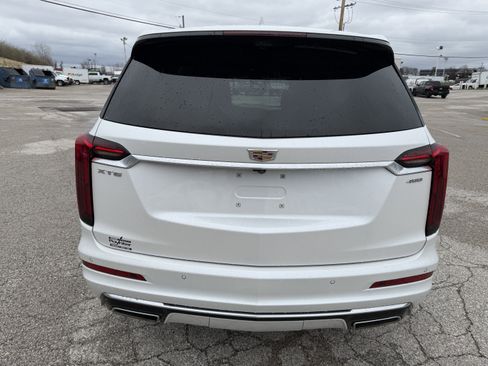 Used 2021 Cadillac XT6 Premium Luxury image 6