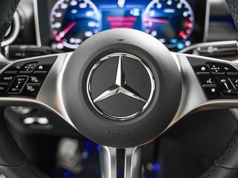 Certified 2026 Mercedes-Benz C 300 4MATIC Sedan image 12