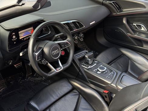 Used 2021 Audi R8 V10 image 15