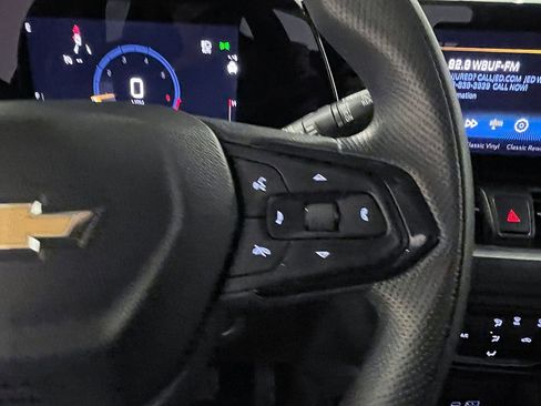 Used 2024 Chevrolet TrailBlazer LS image 33