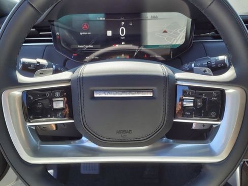 New 2025 Land Rover Range Rover SE image 11