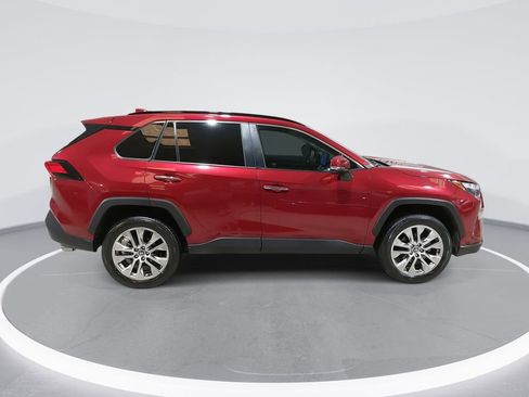 Used 2023 Toyota RAV4 Limited image 4