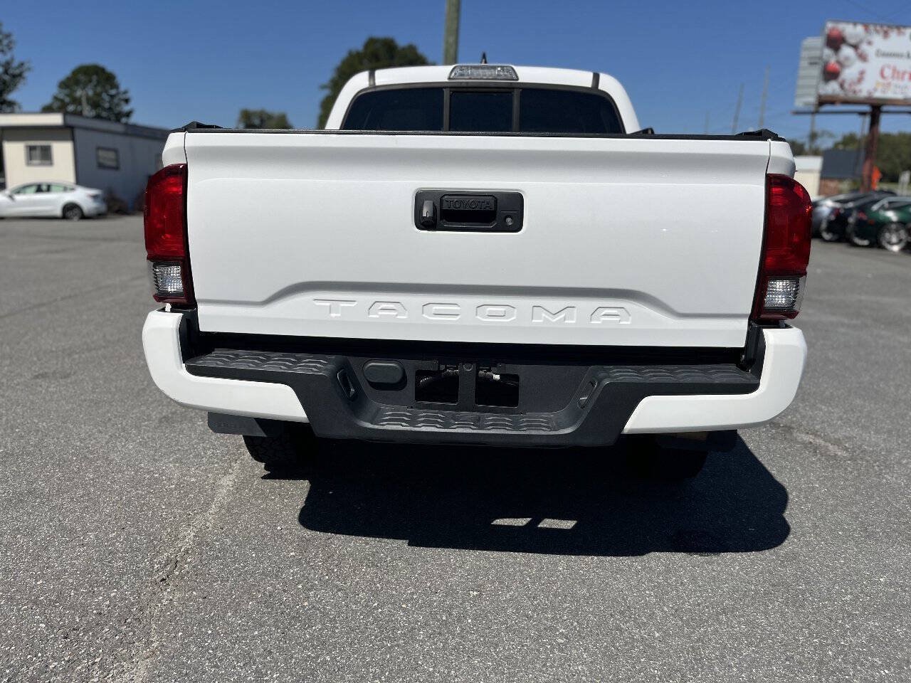 Used 2019 Toyota Tacoma SR w/ SR Convenience Package RWD image 6