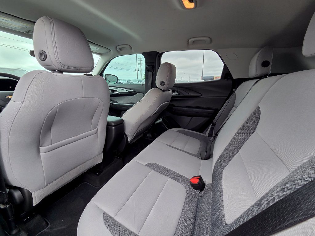 Used 2024 Chevrolet TrailBlazer LT w/ Driver Confidence Package FWD image 27