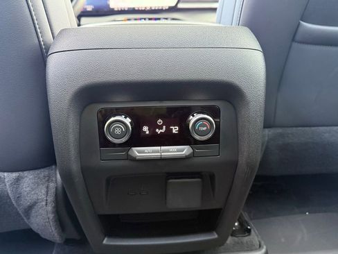 Used 2025 Buick Enclave Sport Touring w/ Super Cruise Package image 28