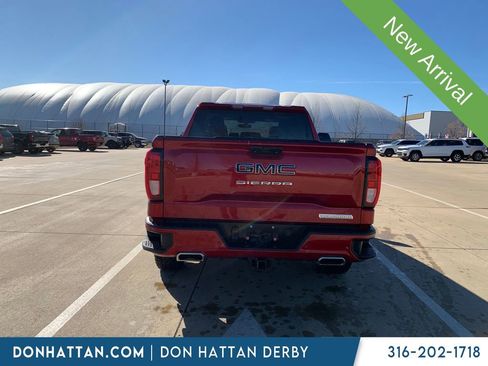 Used 2021 GMC Sierra 1500 Elevation w/ LPO, Elevation Black Package image 6