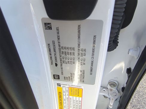 Certified 2024 Chevrolet Tahoe High Country w/ Advanced Technology Package image 34