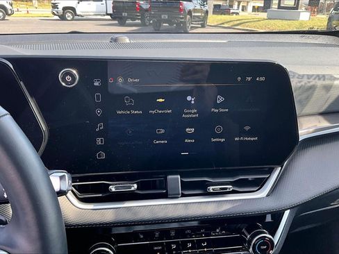 Used 2025 Chevrolet Equinox LT image 21