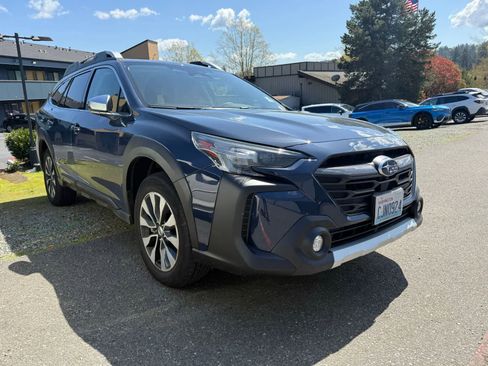 Used 2023 Subaru Outback Touring XT AWD/4WD image 4