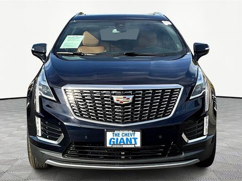 Used 2021 Cadillac XT5 Premium Luxury image 2