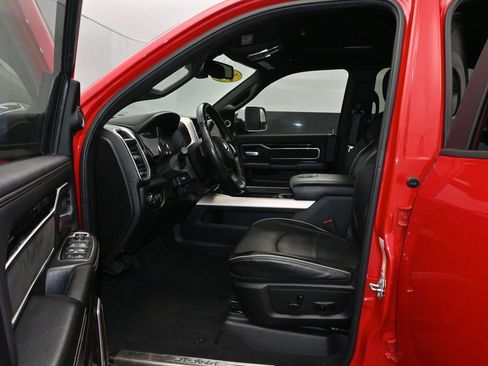 Used 2019 RAM 2500 Laramie image 13