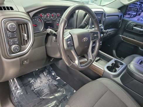 Used 2020 Chevrolet Silverado 1500 LT Trail Boss AWD/4WD image 7