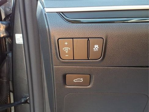 Used 2025 Kia K5 LXS image 15