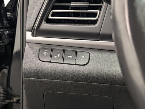 Used 2019 Hyundai Elantra Limited w/ Cargo Package FWD image 22