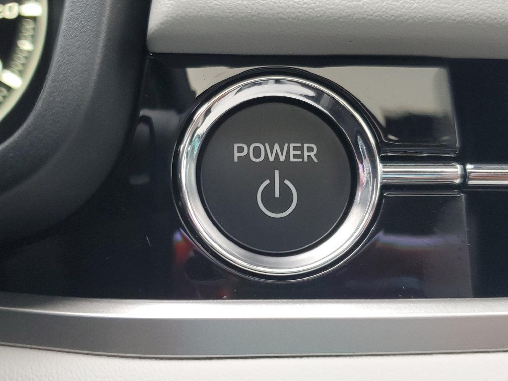 Used 2025 Mitsubishi Outlander SEL AWD/4WD image 24