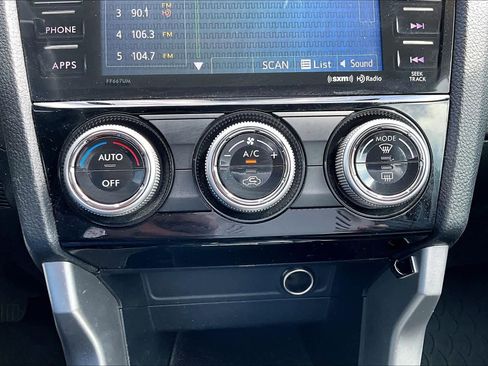 Used 2016 Subaru Forester 2.5i Limited w/ Protection Package #2 image 32