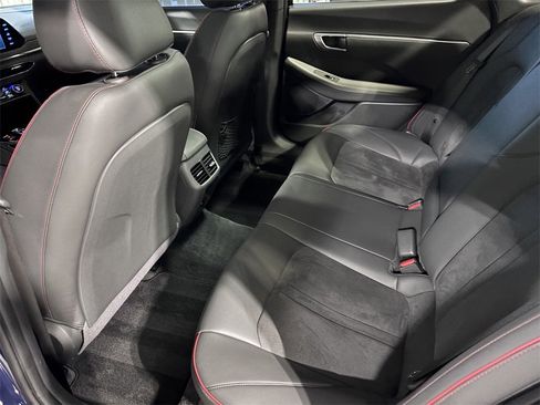 Used 2021 Hyundai Sonata SEL Plus w/ Tech Package image 12