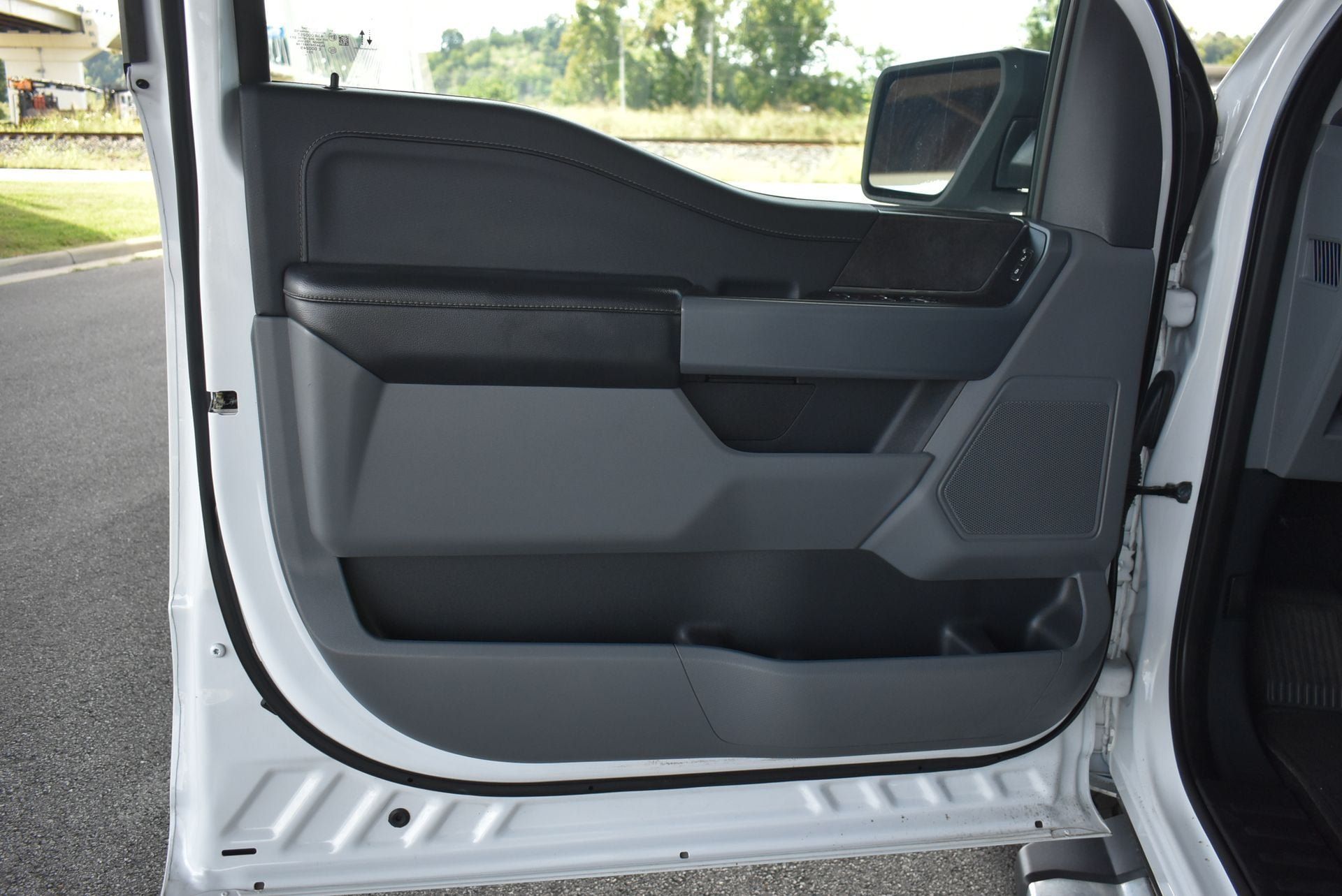 Used 2024 Ford F150 XLT w/ Mobile Office Package AWD/4WD image 11