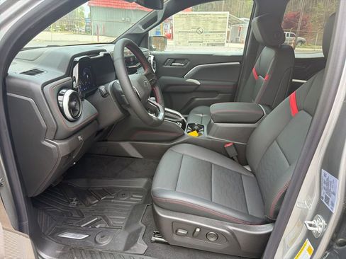 New 2026 Chevrolet Colorado Z71 w/ Technology Package AWD/4WD image 8